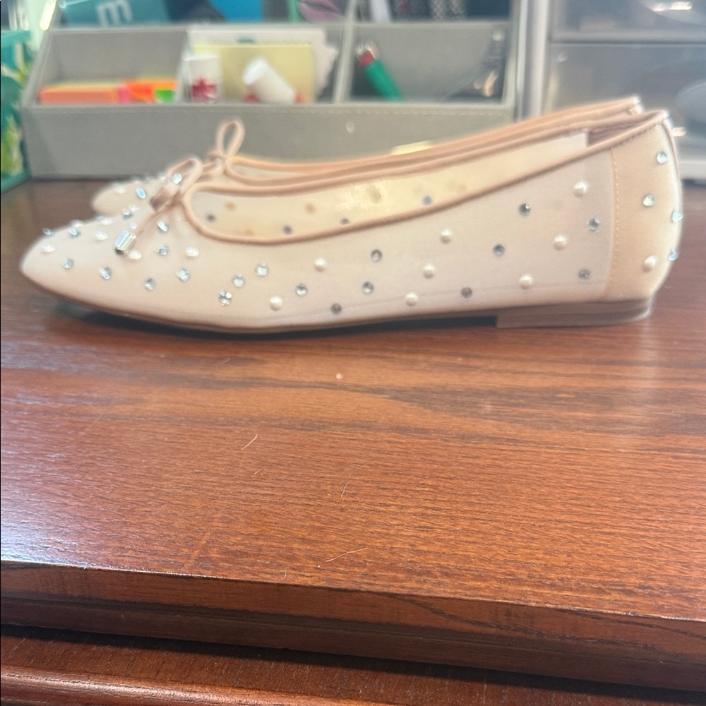 Gianni Bini Cream Rhinestone Flats - Picture 3 of 5